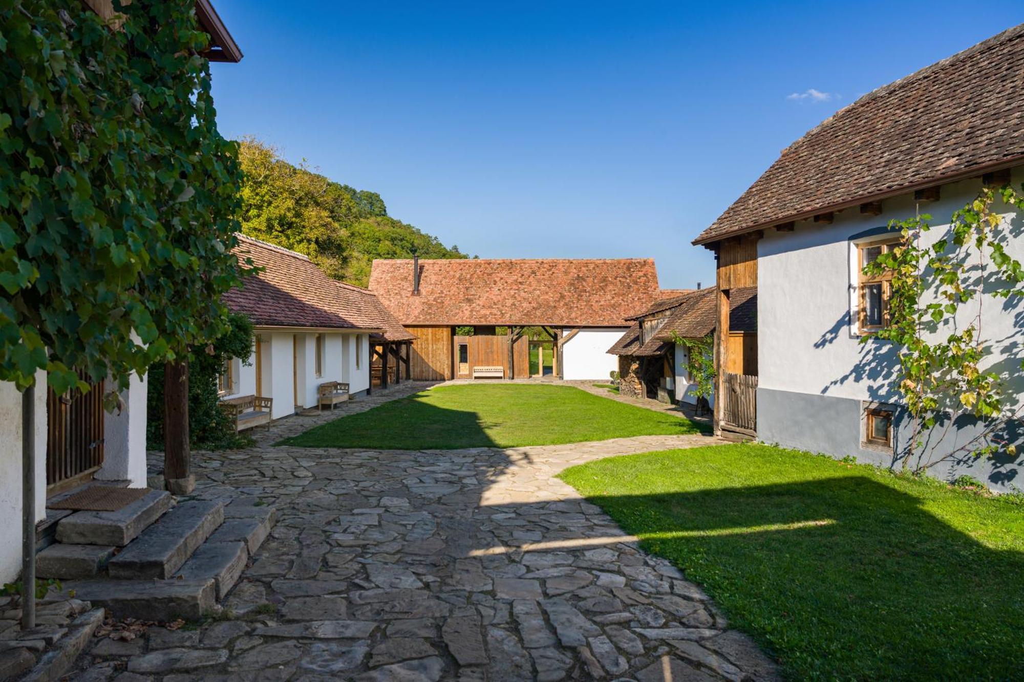 Mesendorf Gasthaus Екстериор снимка